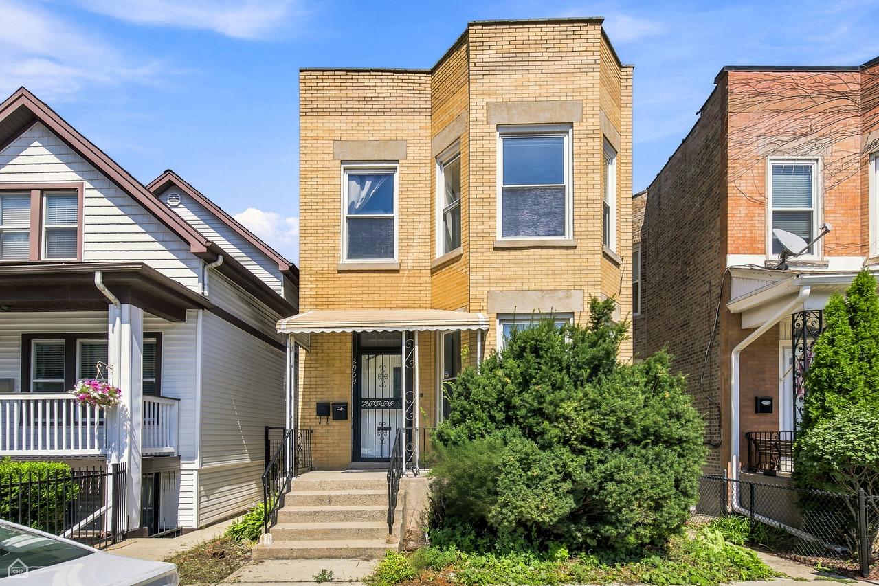 2959 N Elston Ave., Chicago, IL 60618