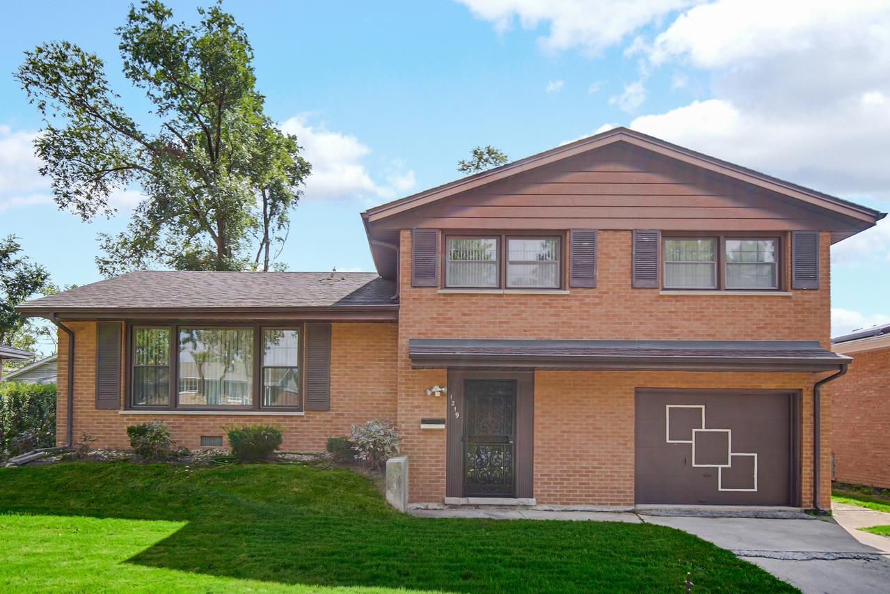 1219 D'amico Dr., Chicago Heights, IL 60411