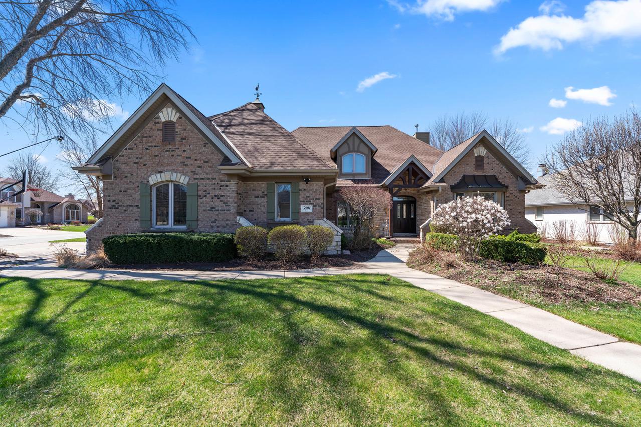 208 Sawgrass Dr., Palos Heights, IL 60463