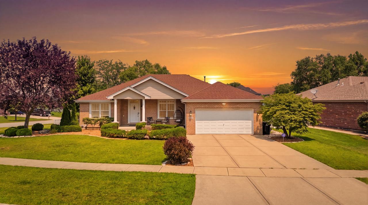 1175 Chase Tr., New Lenox, IL 60451