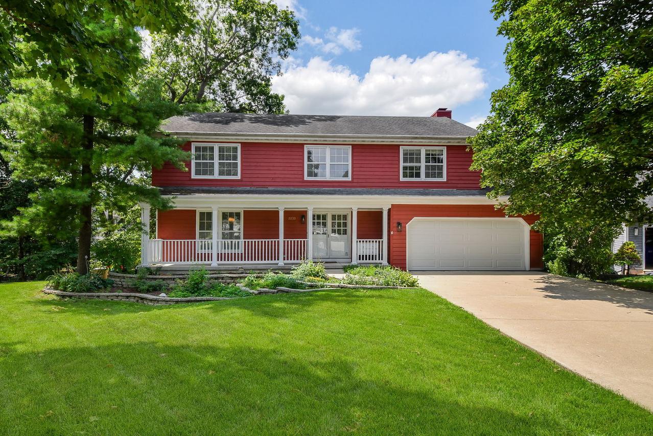 2230 Barger Ct., Wheaton, IL 60189
