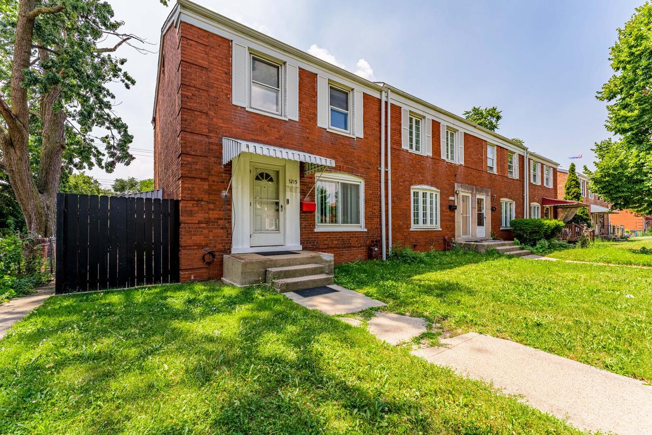 5215 W 63rd Pl., Chicago, IL 60638