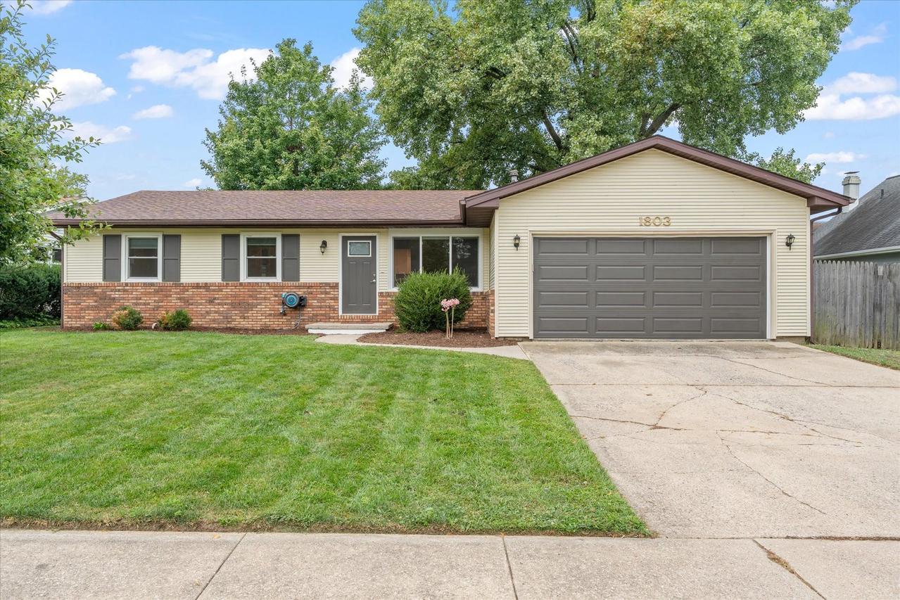 1803 Myra Ridge Ct., Urbana, IL 61802