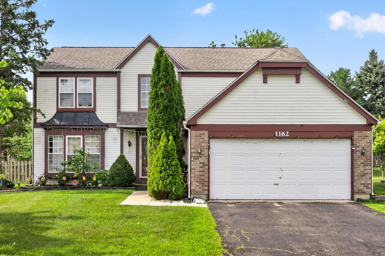 1162 Hyannis Cir., Carol Stream, IL 60188