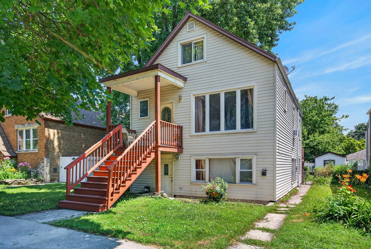 1335 Kenilworth Ave., Berwyn, IL 60402