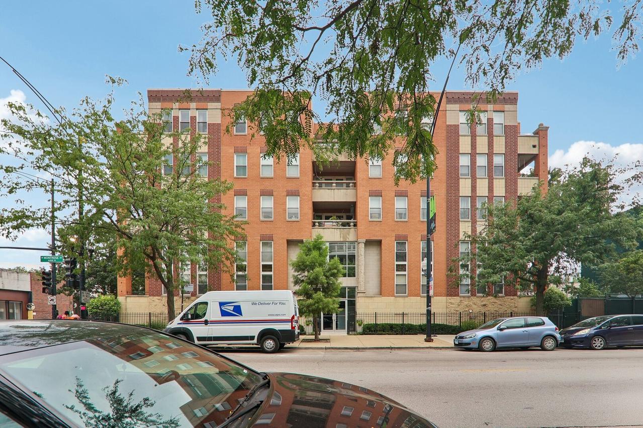 3550 W Montrose Ave. #506, Chicago, IL 60618
