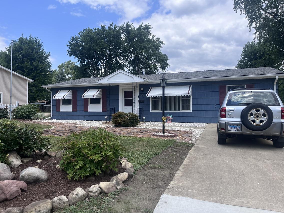 24 Marnel Rd., Montgomery, IL 60538