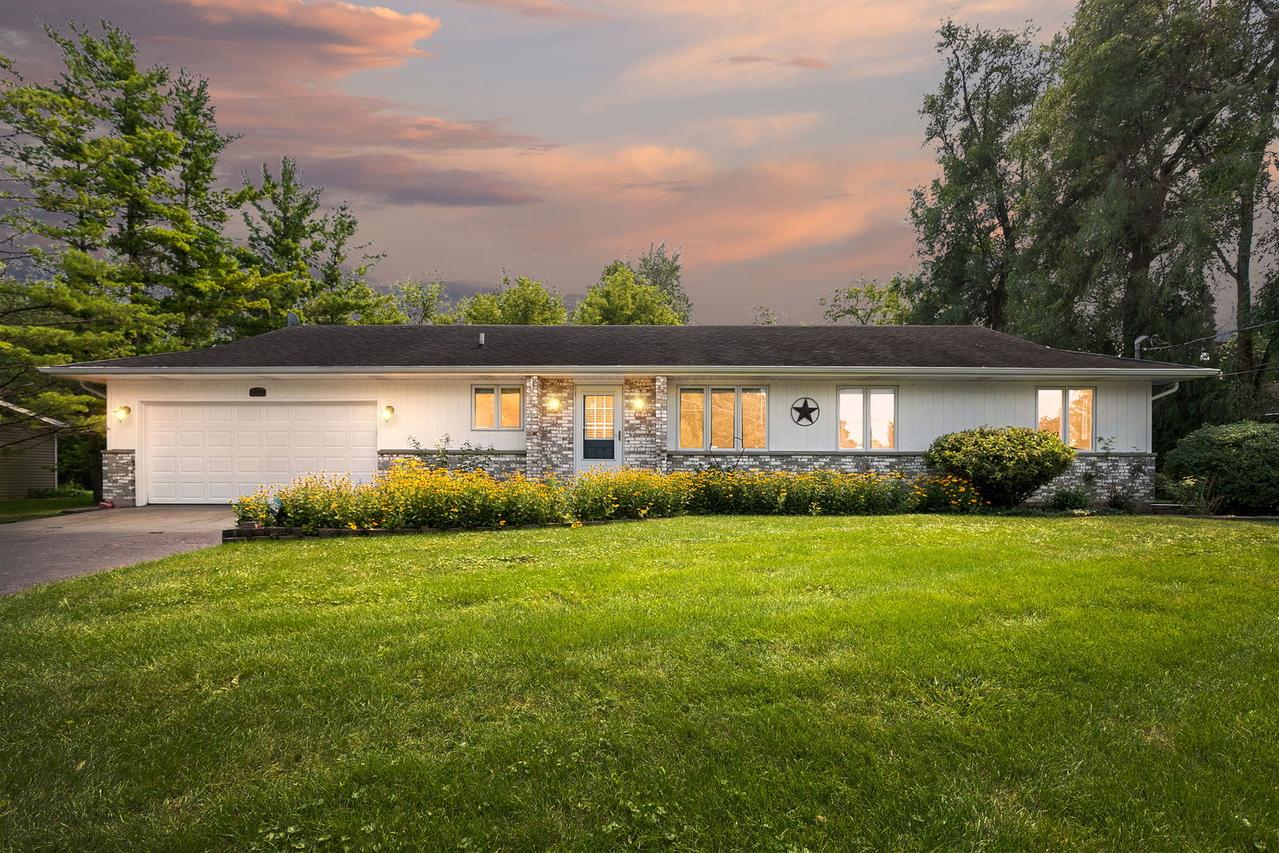 12715 W Sallmon Ave., Beach Park, IL 60087