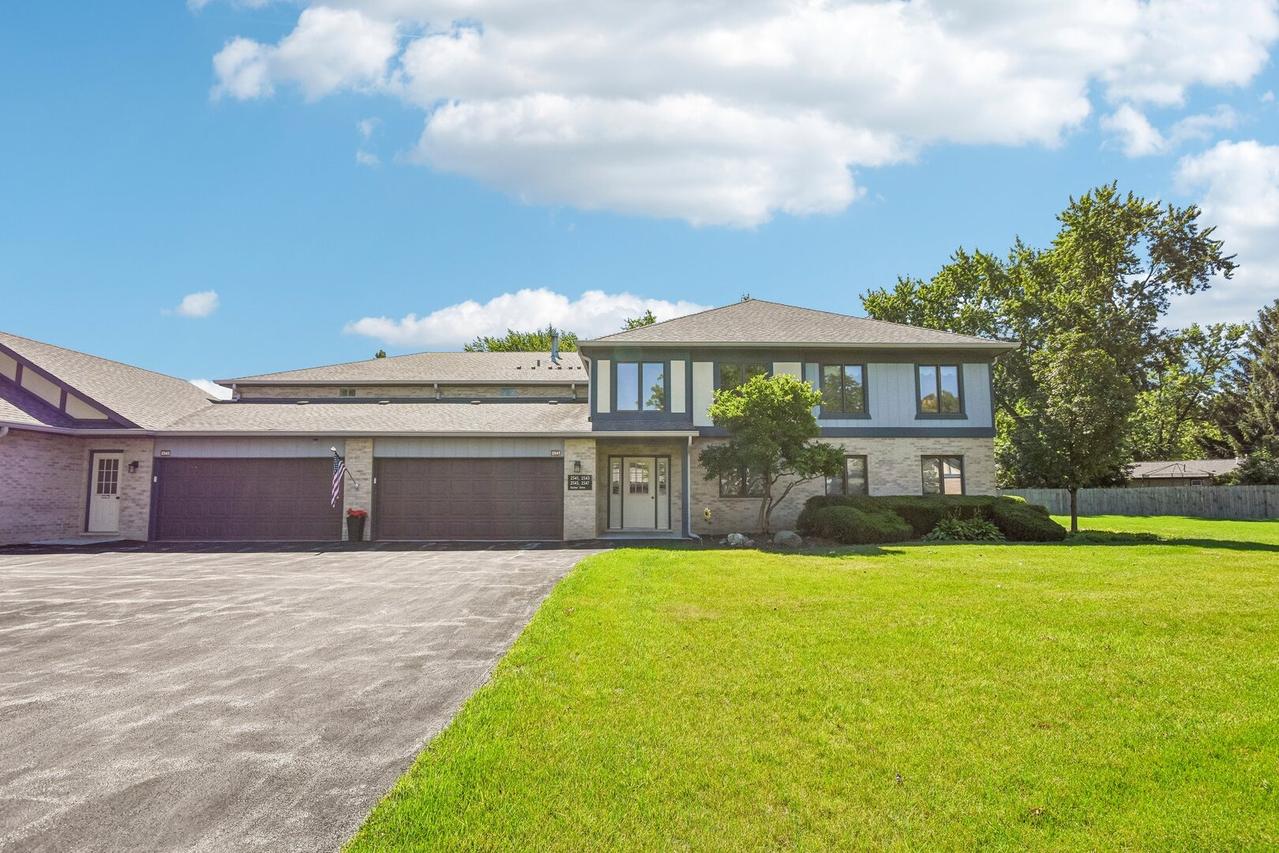 2545 Harbor Dr., Joliet, IL 60431