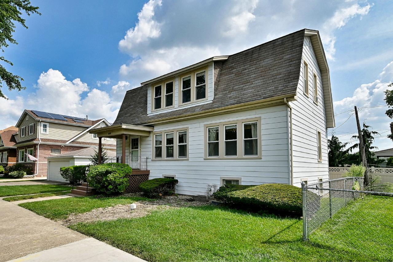 6315 N Sayre Ave., Chicago, IL 60631