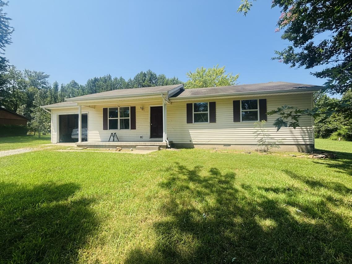 2511 Old Us Hwy 51, Makanda, IL 62958