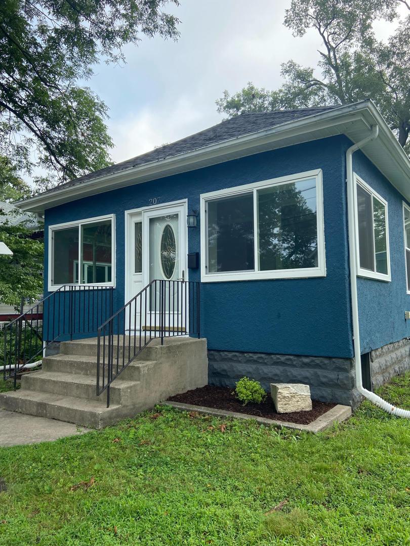 207 Schwab St., Thornton, IL 60476