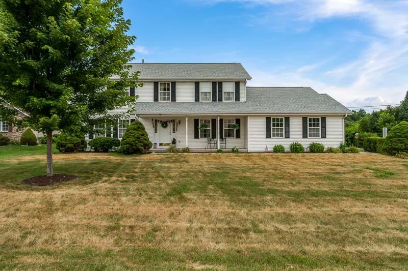 691 Stonemint Dr., Roscoe, IL 61073