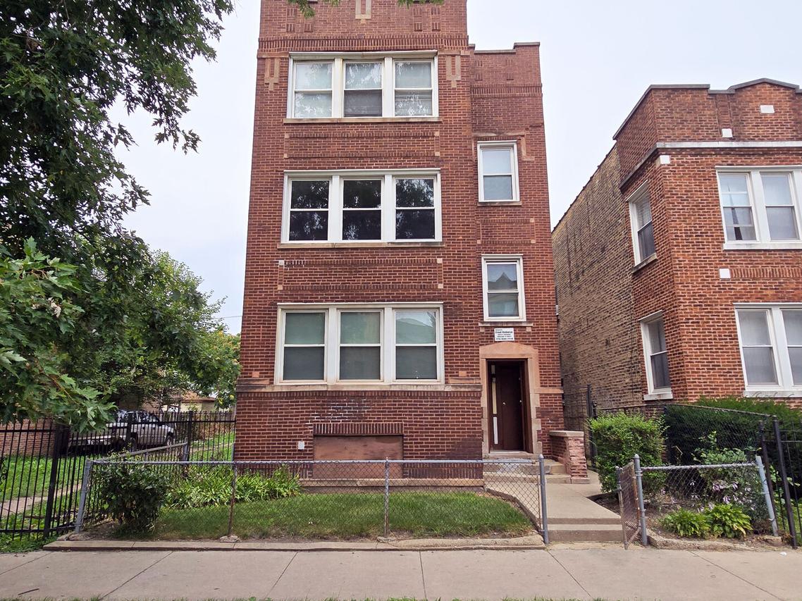 4924 W Adams St., Chicago, IL 60644