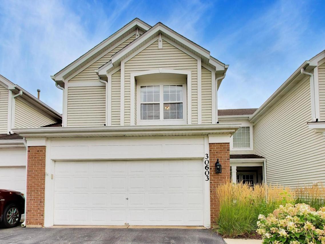30603 Mccormick Ln., Warrenville, IL 60555