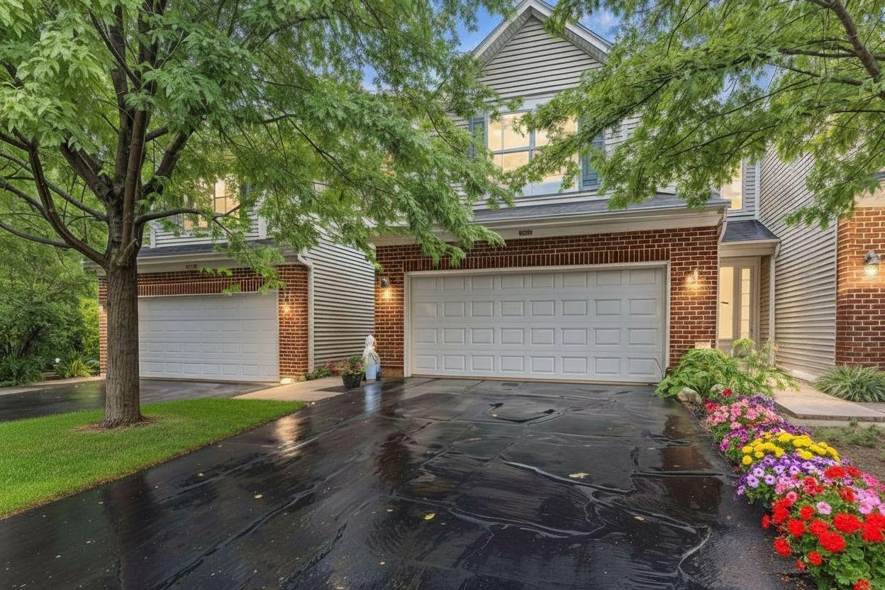 1011 N South Elgin Blvd., South Elgin, IL 60177