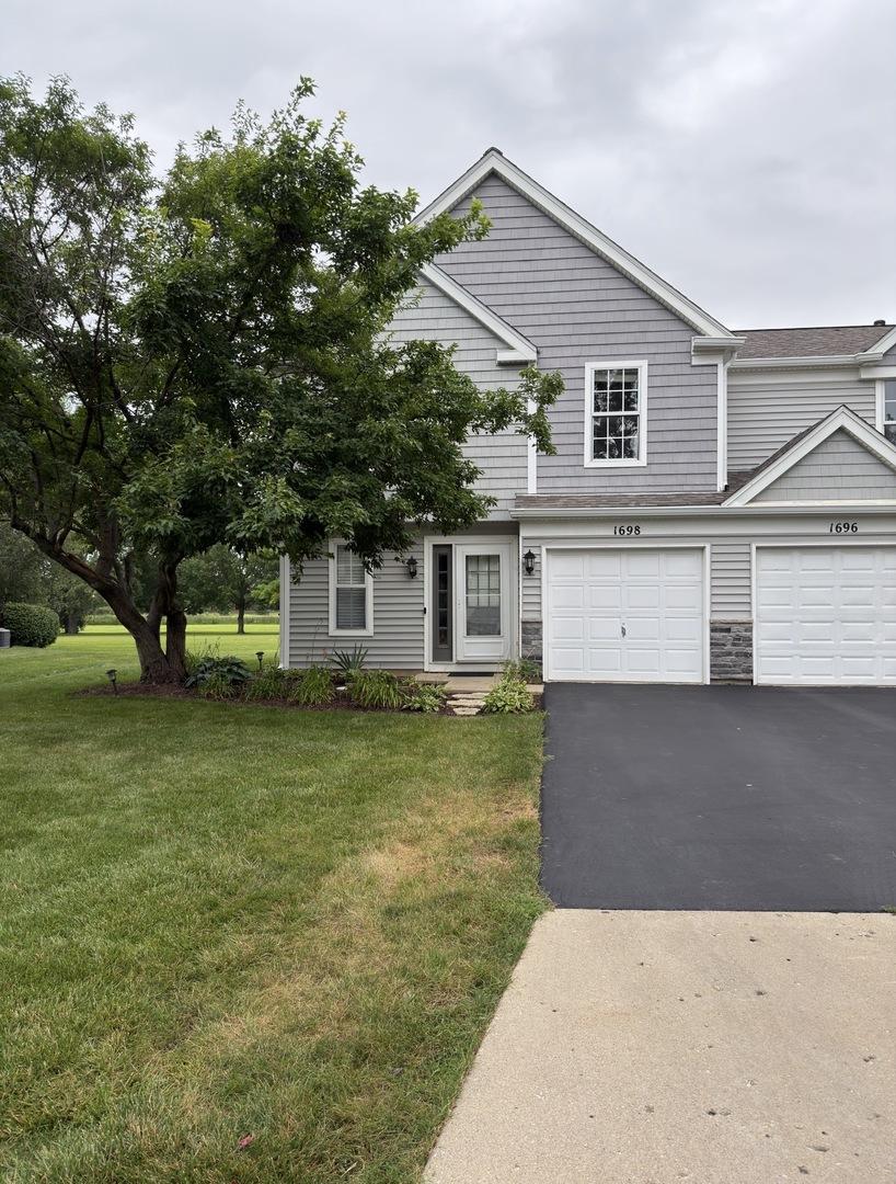 1698 Pebble Beach Cir., Elgin, IL 60123