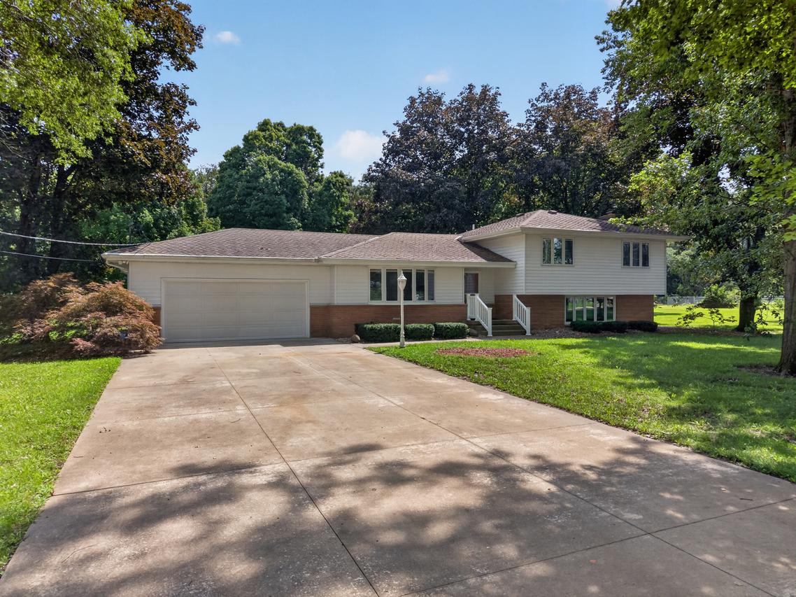 5 N Acres Dr., Streator, IL 61364