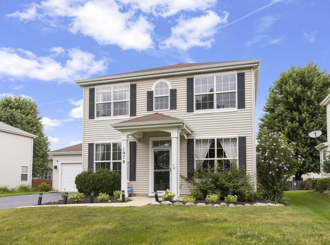 1978 Westridge Pl., Aurora, IL 60504