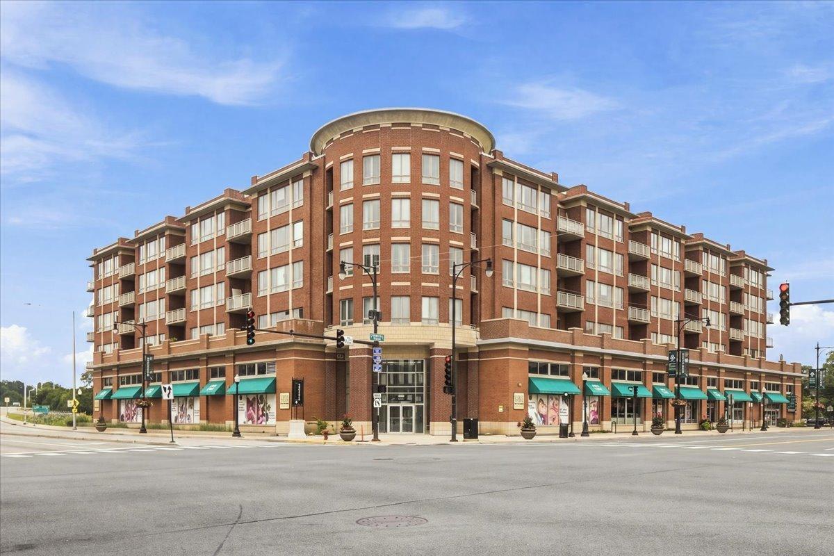 6000 N Cicero Ave. #515, Chicago, IL 60646