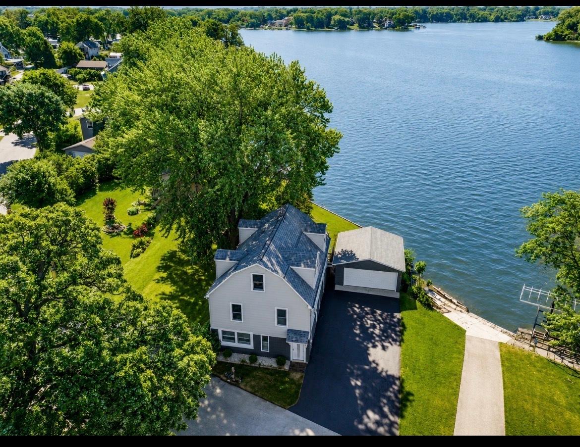 163 Eagle Point Rd., Fox Lake, IL 60020