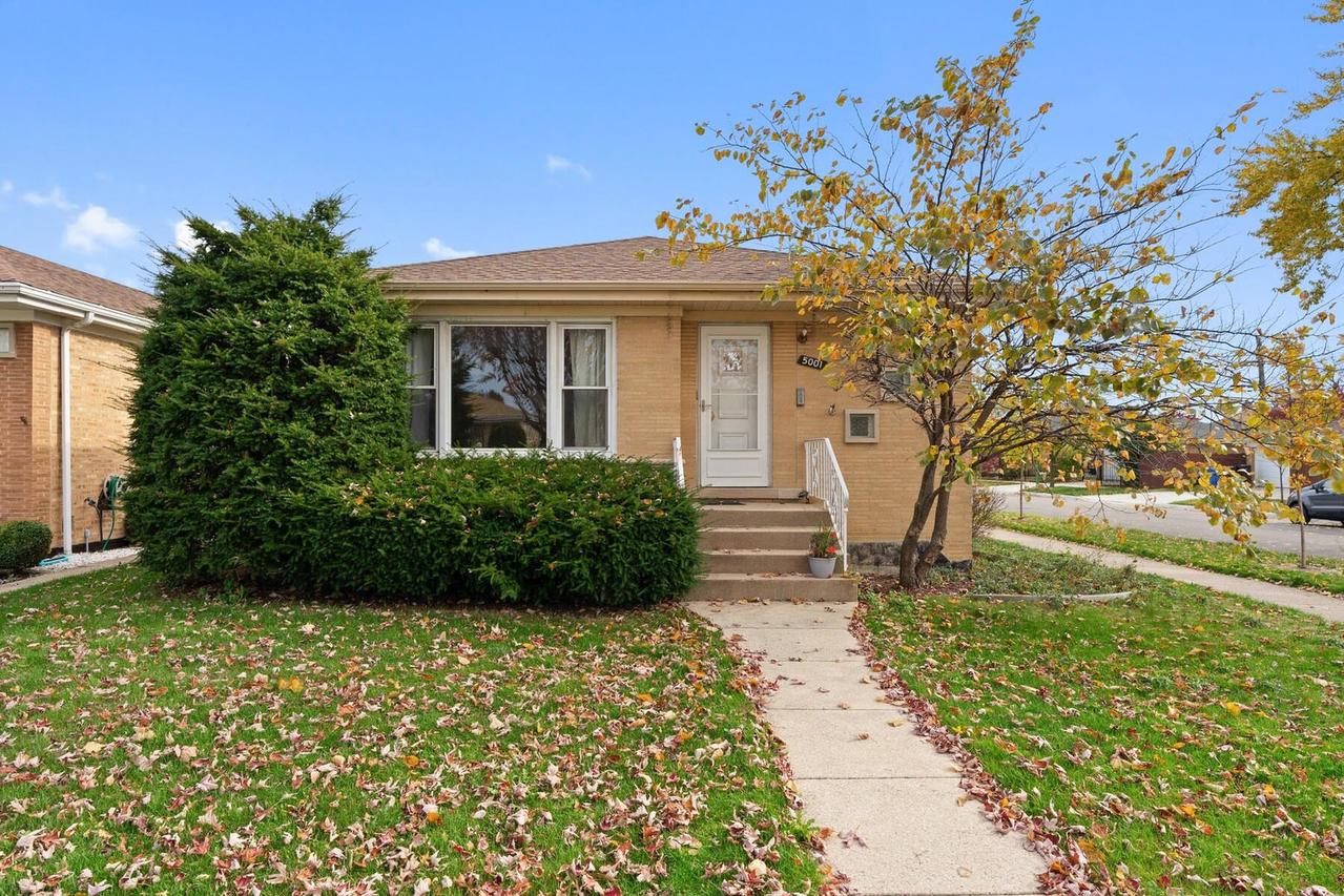5001 N Neenah Ave., Chicago, IL 60656