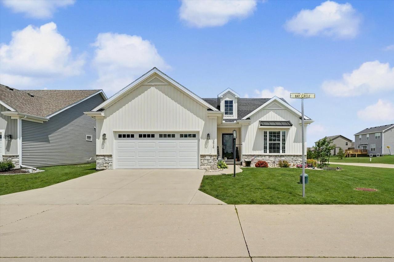 3916 Bay Cir., Champaign, IL 61822