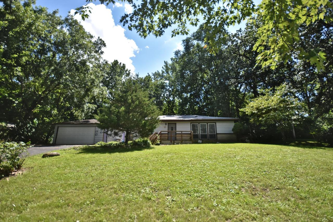 34W615 Illinois St., St. Charles, IL 60174