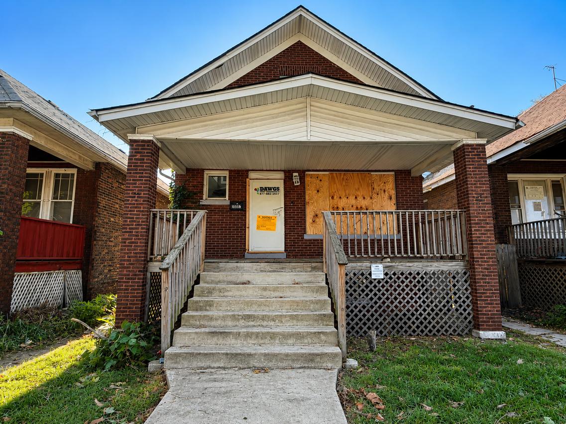 7921 S Ridgeland Ave., Chicago, IL 60617