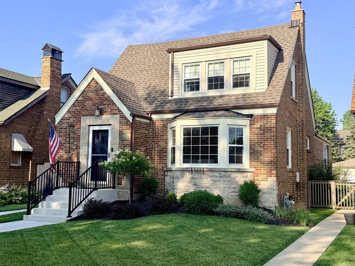 9439 S Saint Louis Ave., Evergreen Park, IL 60805