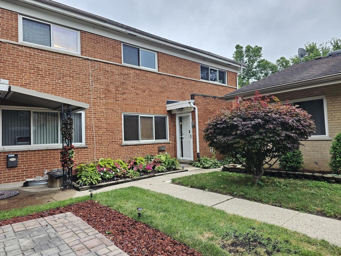217 Dodge Ave. #A, Evanston, IL 60202
