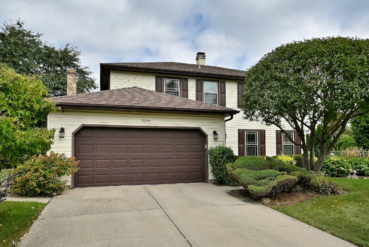 128 Hunter's Cir., Schaumburg, IL 60193