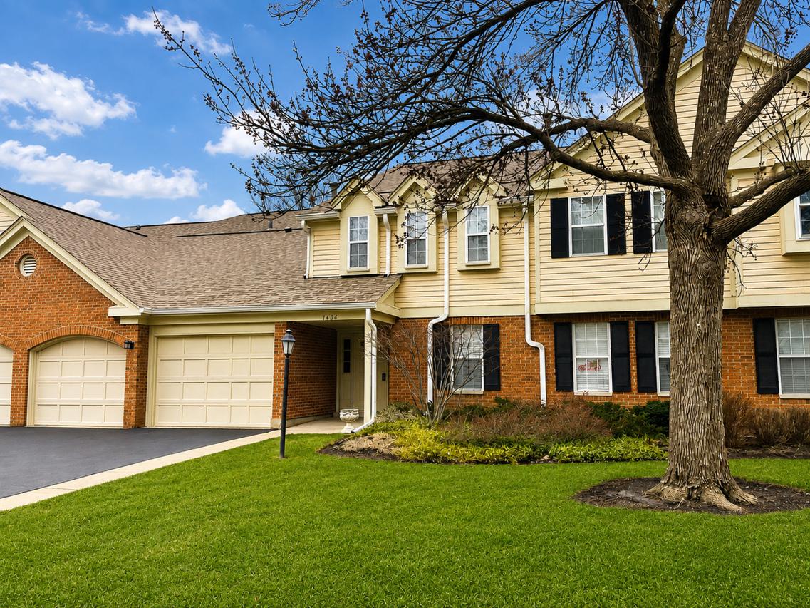 1404 Nottingham Ct. #D1, Wheeling, IL 60090