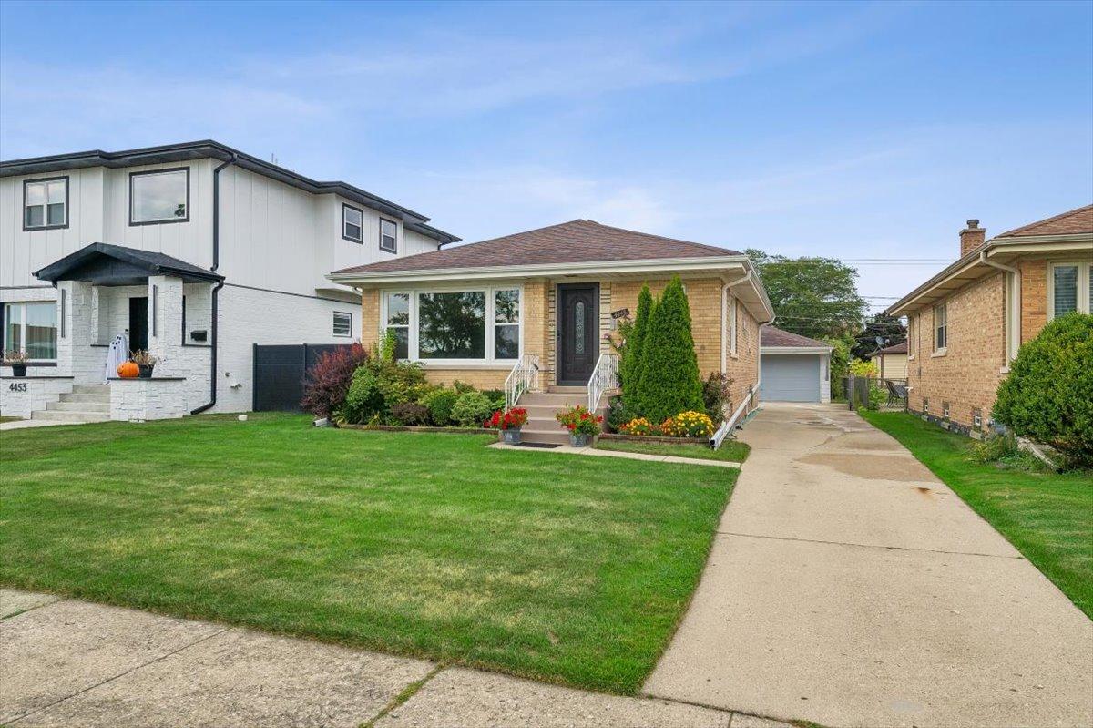 4449 N Ottawa Ave., Norridge, IL 60706