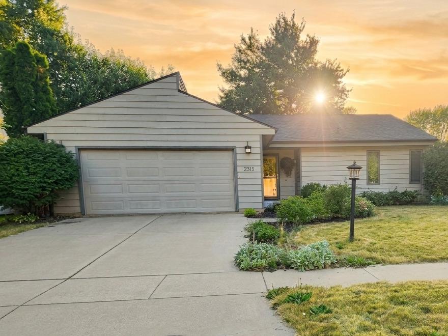 2315 Osage Dr., Champaign, IL 61821