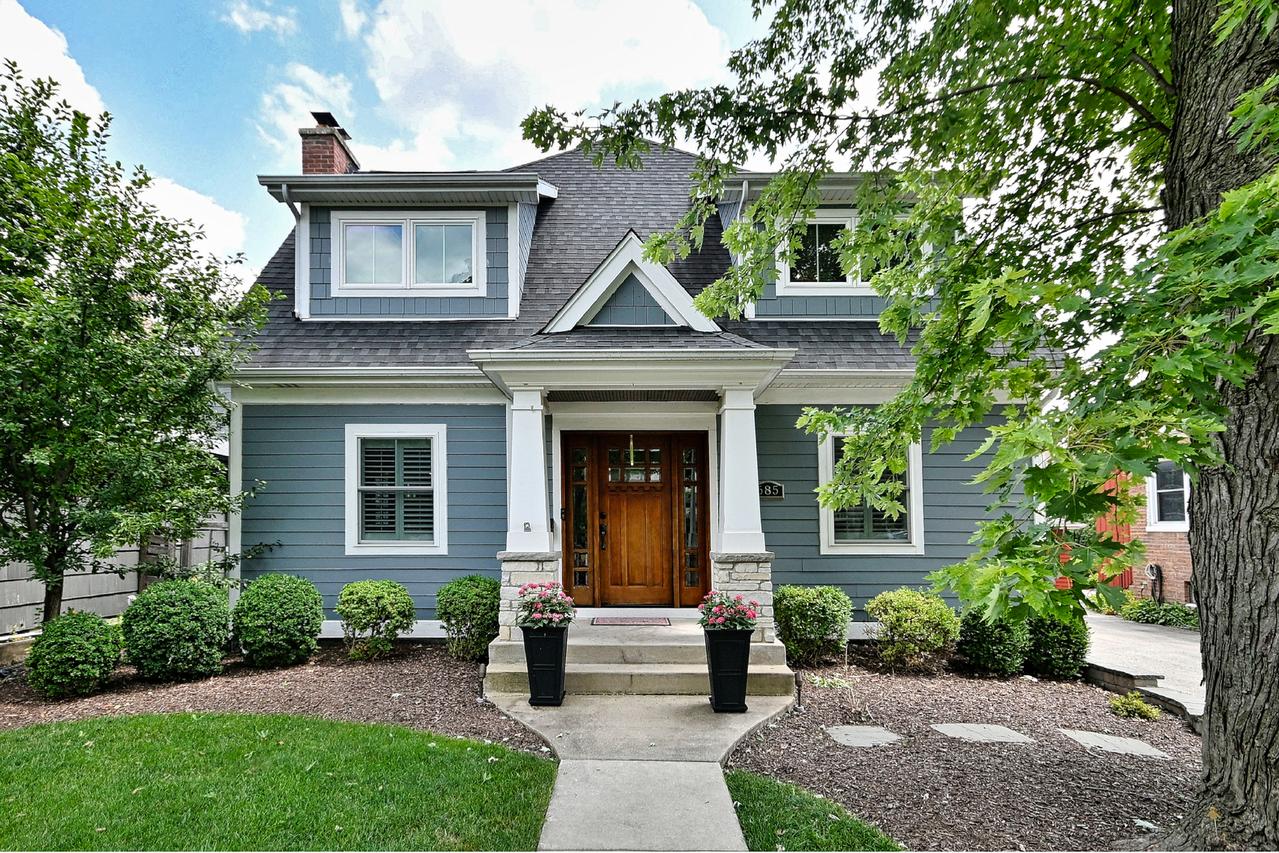685 S Saylor Ave., Elmhurst, IL 60126