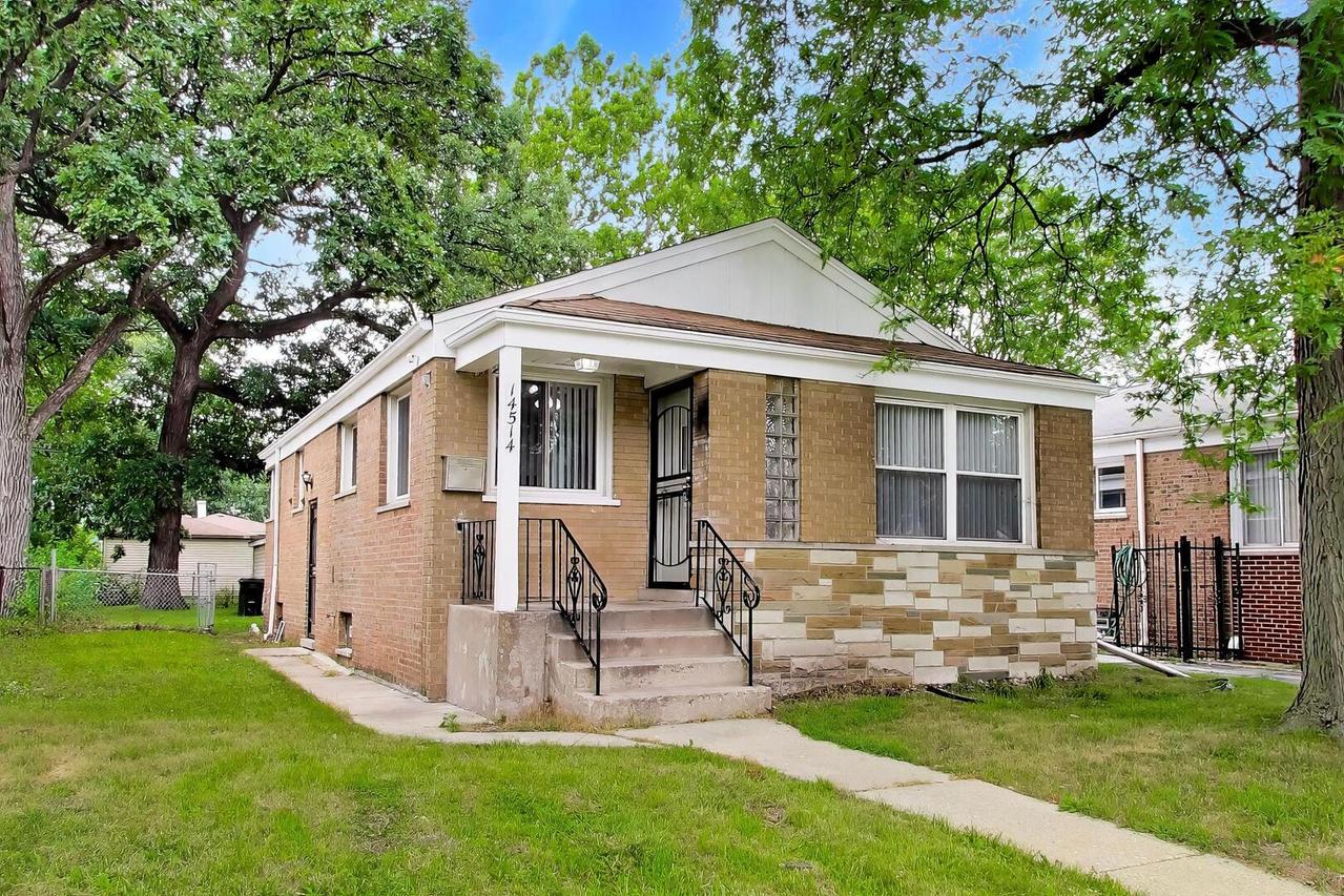 14514 University Ave., Dolton, IL 60419