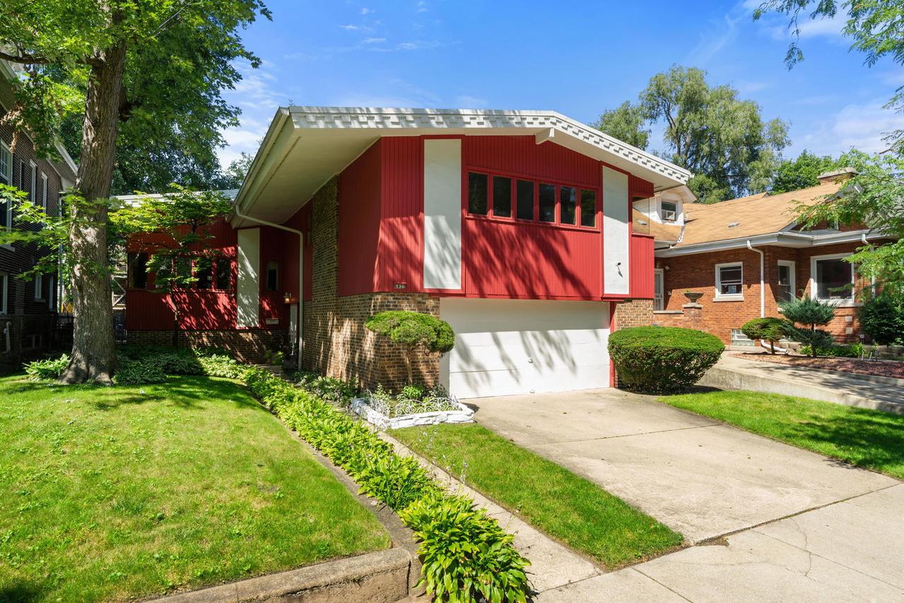 6822 S Cregier Ave., Chicago, IL 60649