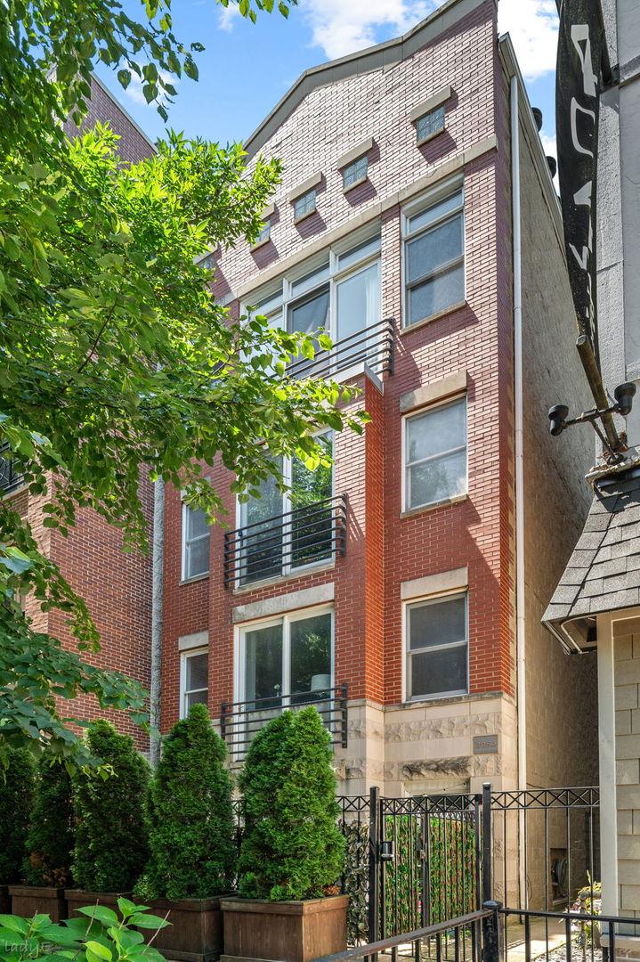 [Address Hidden by Seller], Chicago, IL 60657