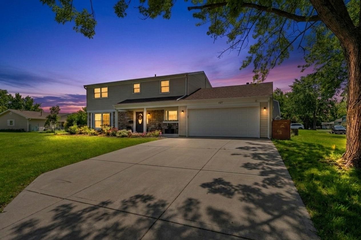 407 N Braintree Dr., Schaumburg, IL 60194
