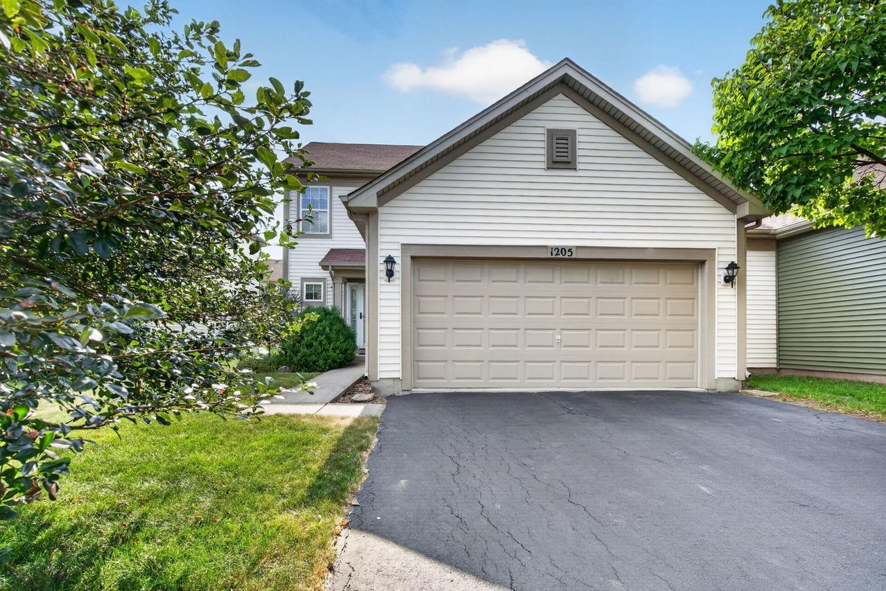 1205 Fawnlily Cir., Joliet, IL 60431