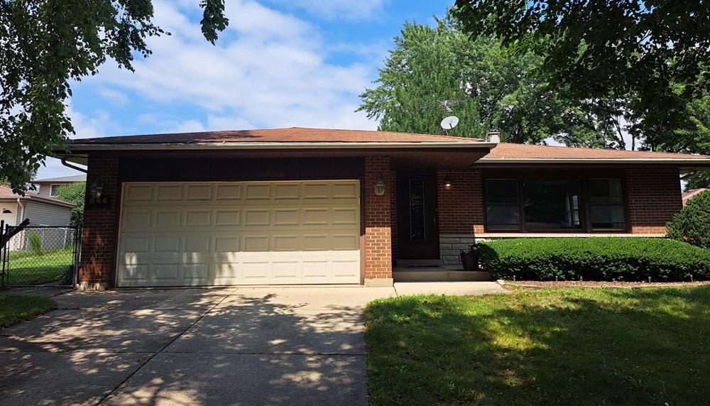 644 Bryn Mawr Ave., Bartlett, IL 60103