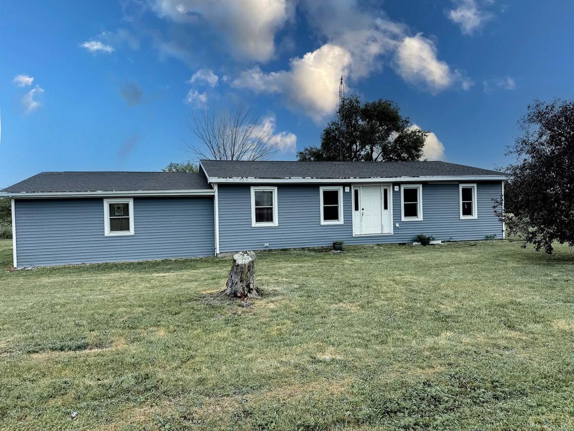 1993 E 1020 North Rd., Milford, IL 60953