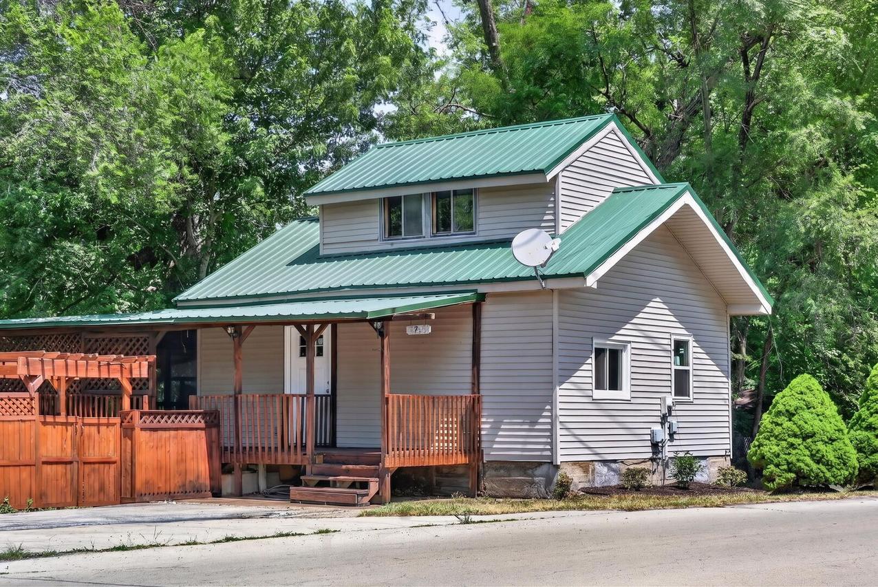 6740 Rydberg Rd., Rockford, IL 61109