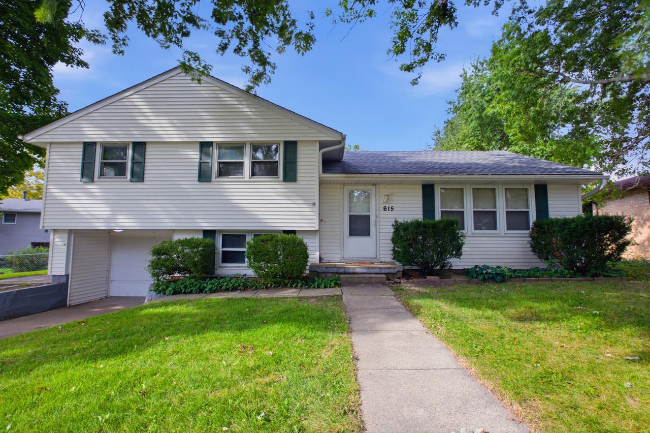 615 Richards Ln., Champaign, IL 61820