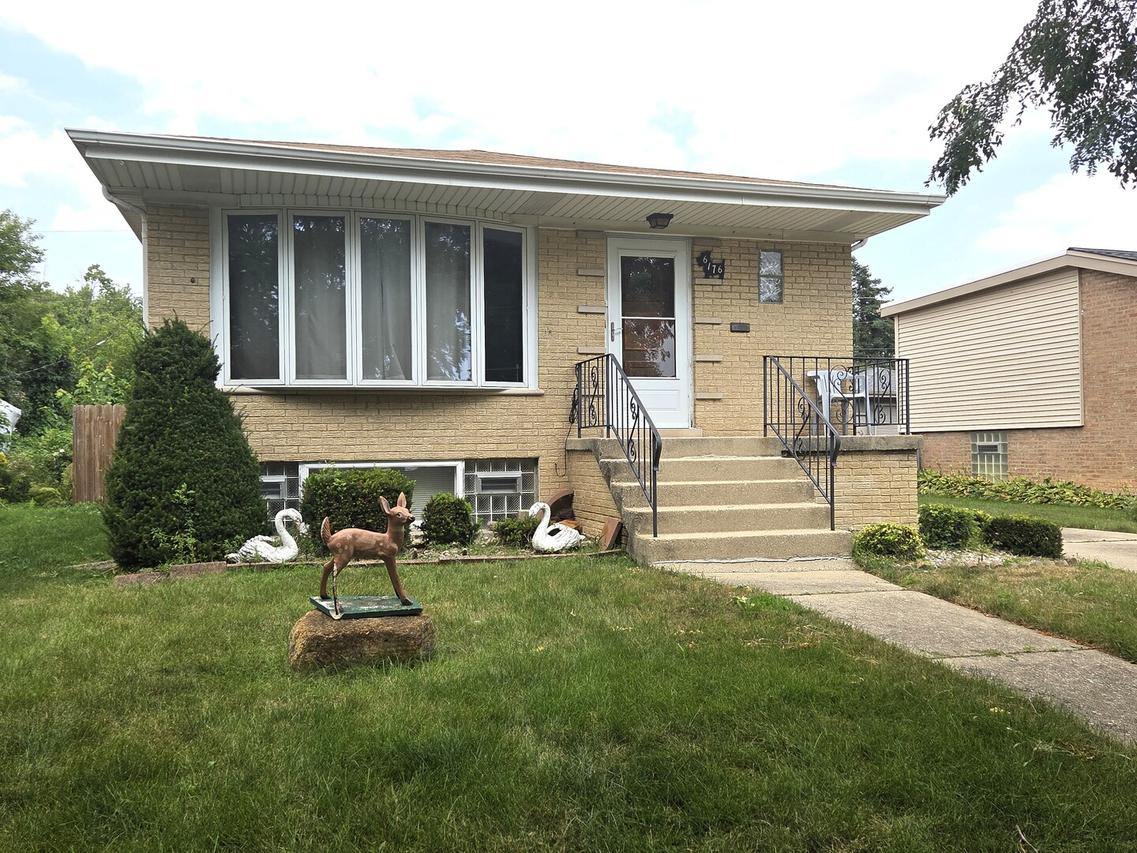 6176 Washington St., Chicago Ridge, IL 60415
