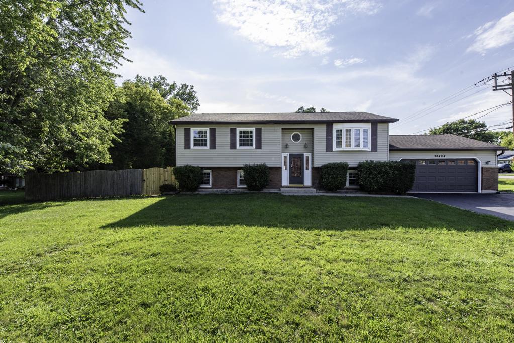 38484 N North Shore Ave., Beach Park, IL 60087
