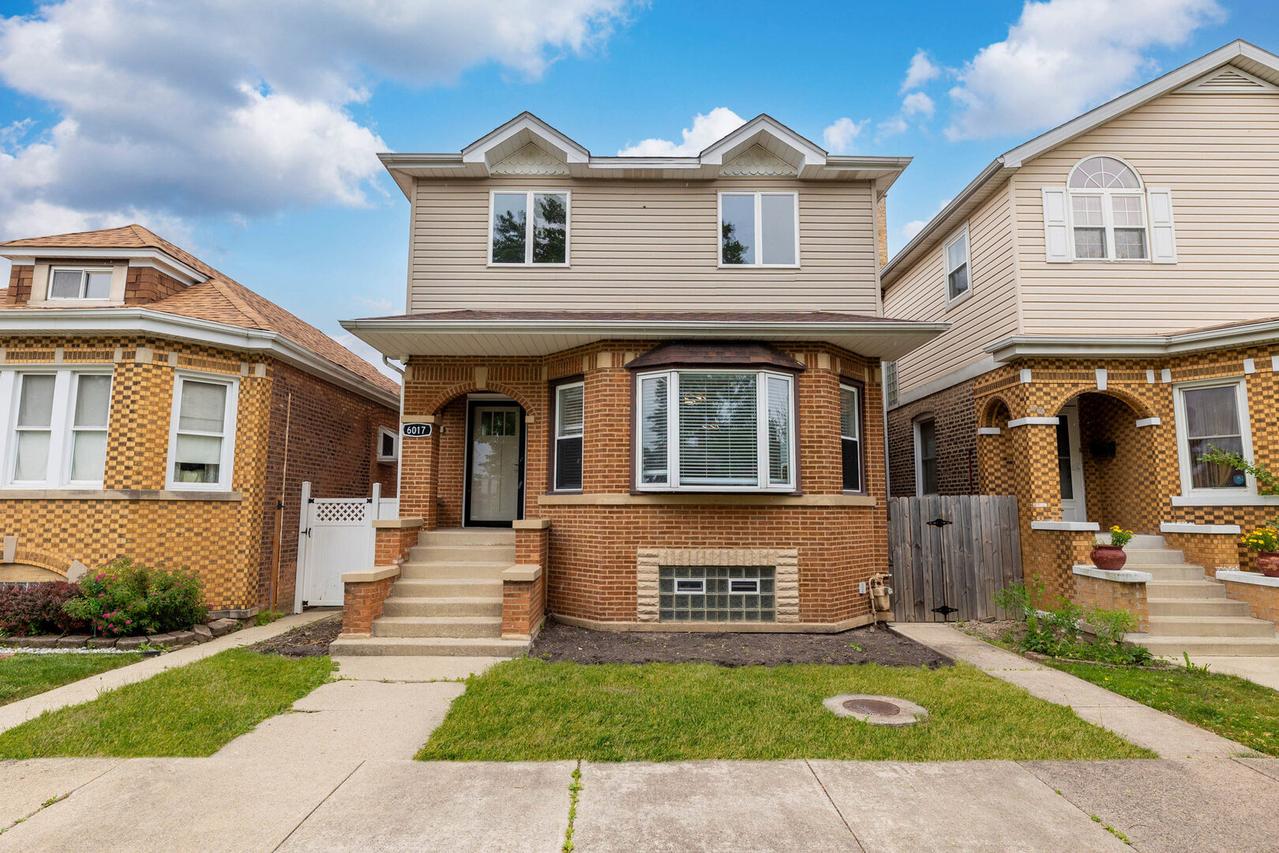 6017 S Monitor Ave., Chicago, IL 60638