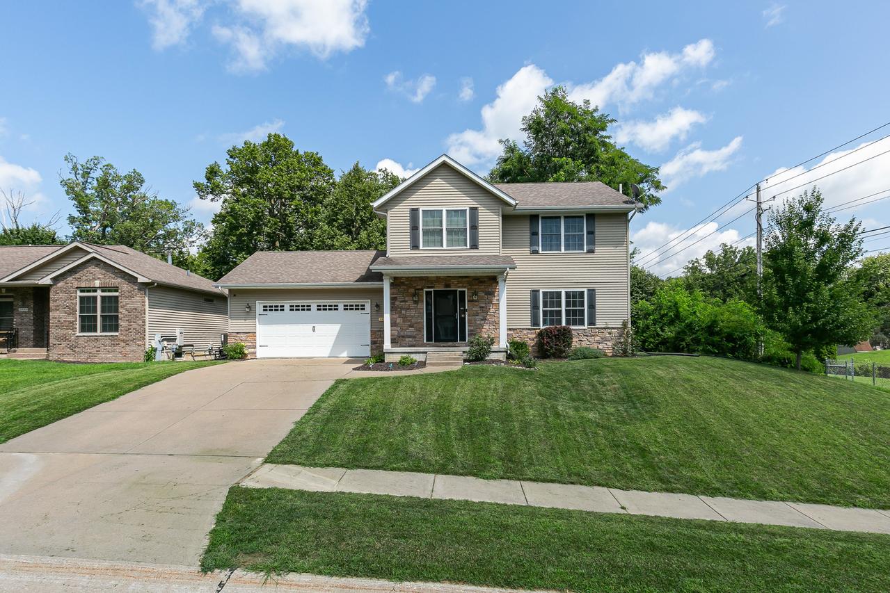 2986 16th Street Ct., East Moline, IL 61244