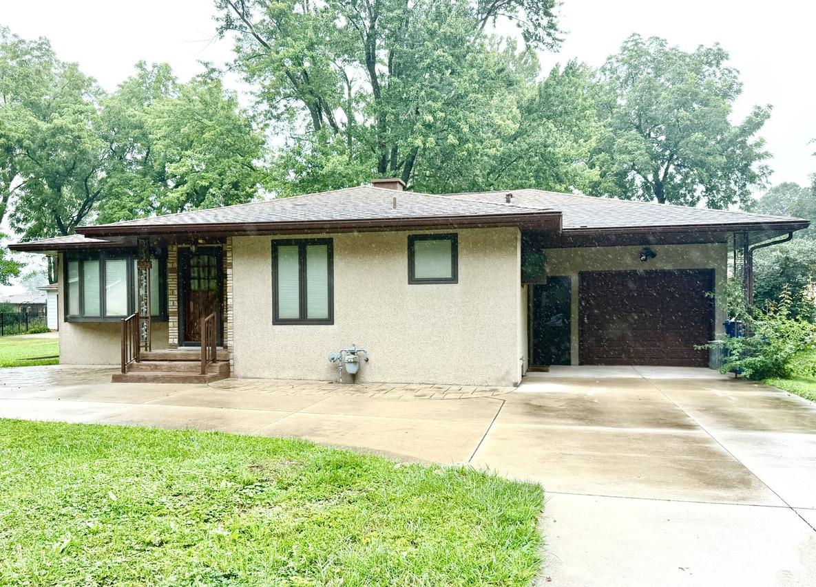 205 Oak St., Spring Valley, IL 61362